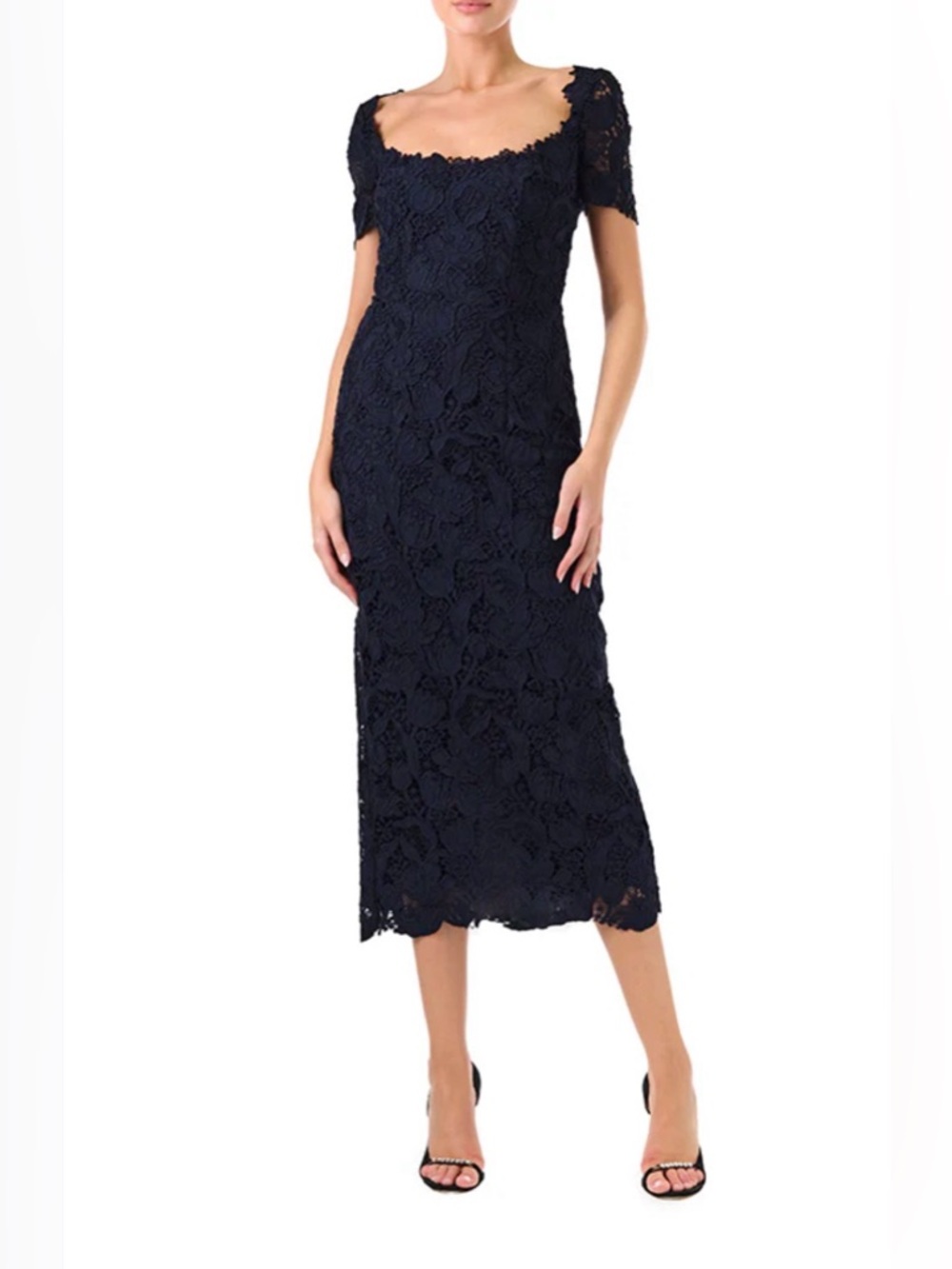 Monique Lhuillier Short Sleeve Lace Sheath